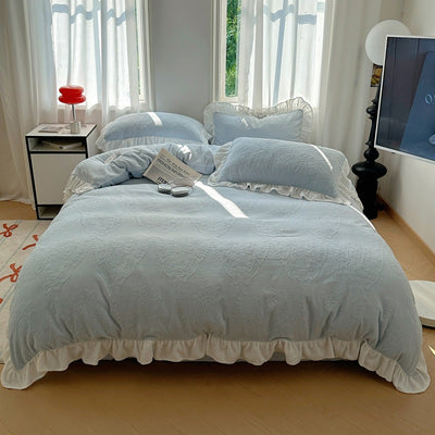 A-class ins princess style milk velvet four piece set lace carved velvet warm duvet cover winter bedding